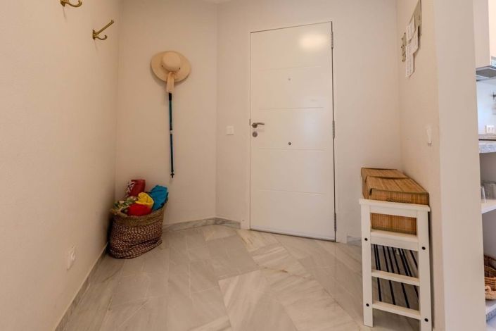 Image No.9-2 Bed Apartment for sale