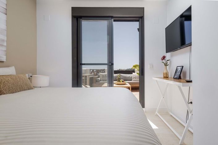 Image No.10-2 Bed Apartment for sale