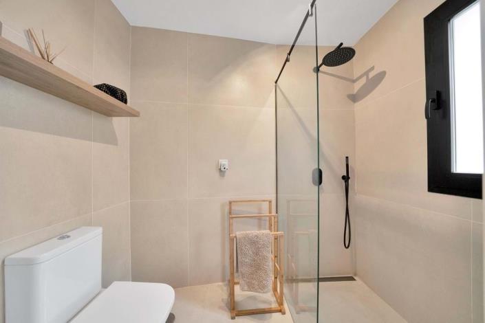 Image No.15-2 Bed Apartment for sale