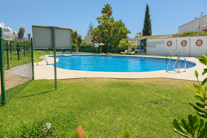 Image No.1-Appartement de 2 chambres à vendre à Estepona