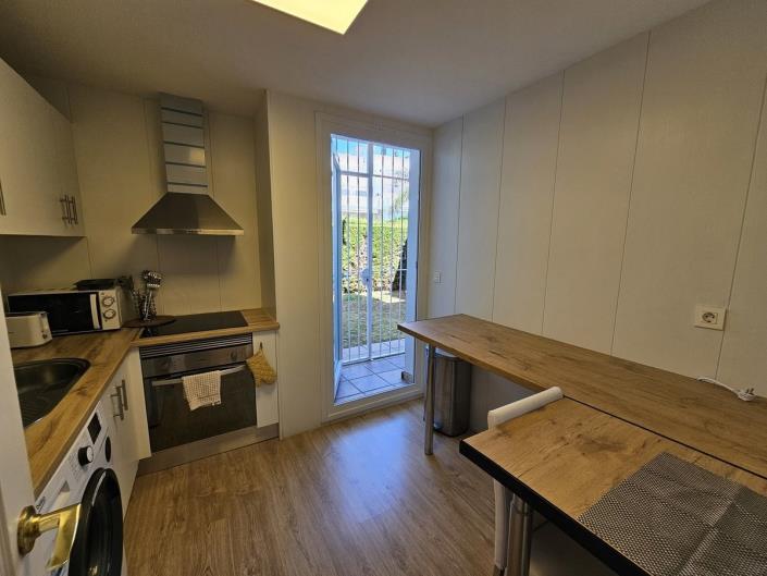 Image No.10-Appartement de 2 chambres à vendre à Estepona