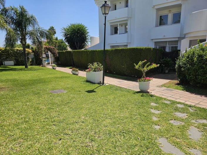 Image No.19-Appartement de 2 chambres à vendre à Estepona