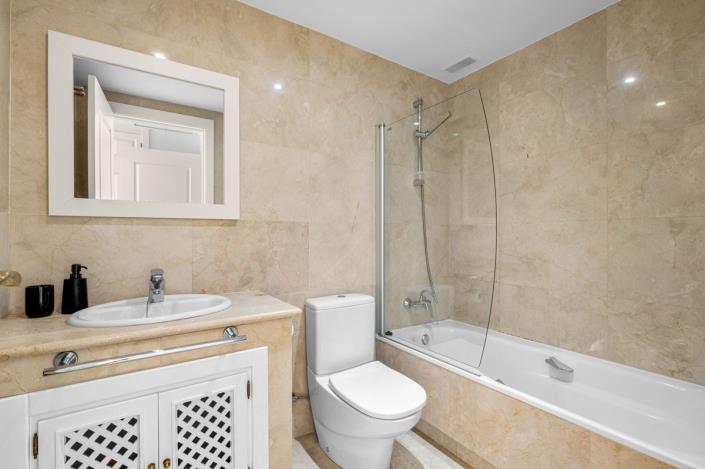 Image No.14-2 Bed Apartment for sale