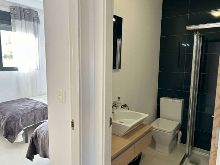 Image No.14-2 Bed Apartment for sale