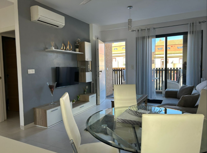 Image No.3-Appartement de 2 chambres à vendre à Orihuela Costa