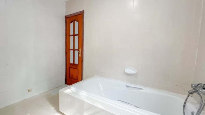 Image No.53-3 Bed Villa for sale