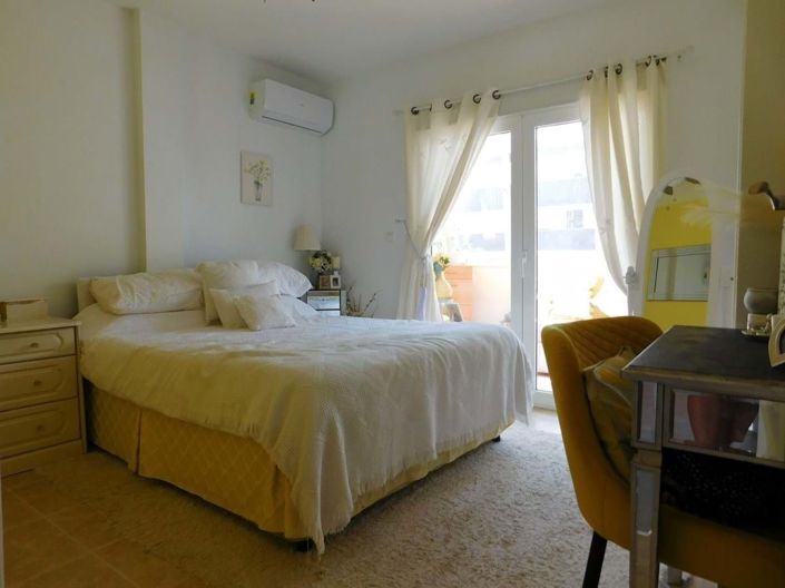 Image No.20-3 Bed Villa for sale