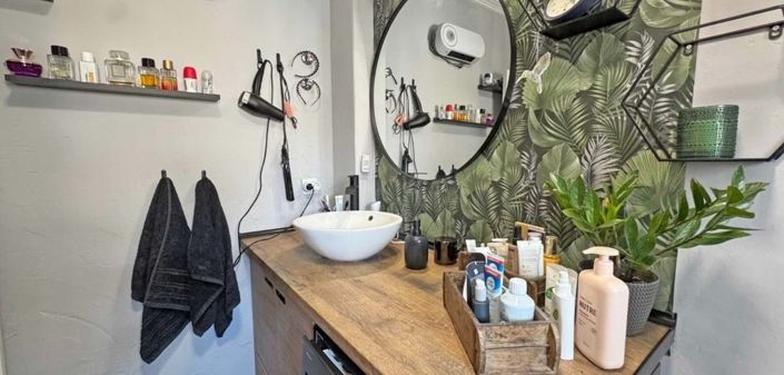 Image No.21-2 Bed Townhouse for sale