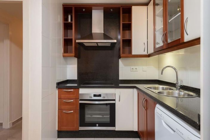 Image No.11-2 Bed Apartment for sale