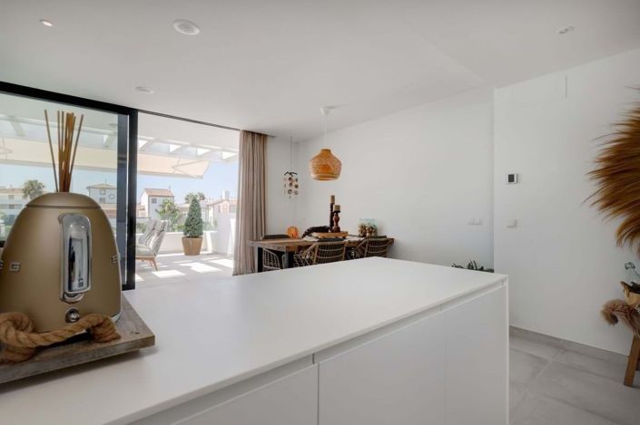 Image No.35-2 Bed Apartment for sale