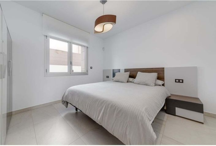 Image No.17-3 Bed Villa for sale