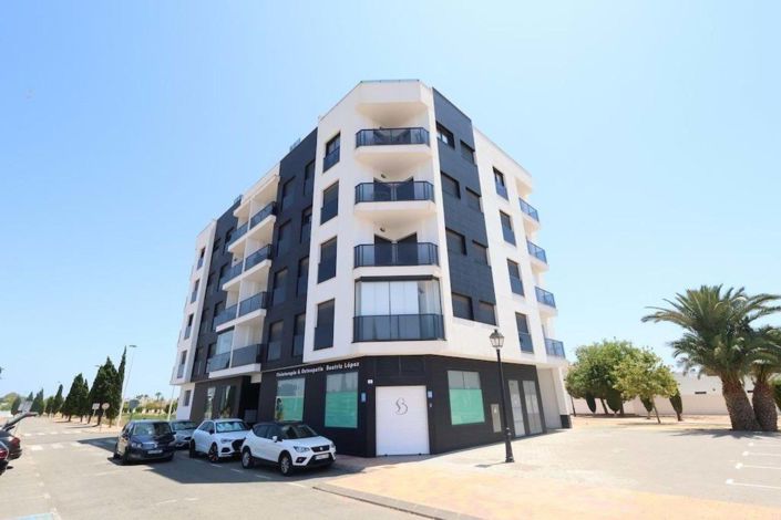 Image No.12-2 Bed Apartment for sale