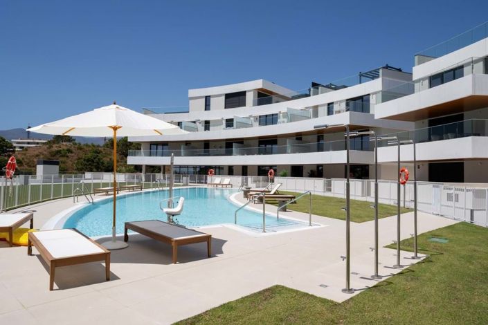 Image No.1-Appartement de 2 chambres à vendre à Estepona