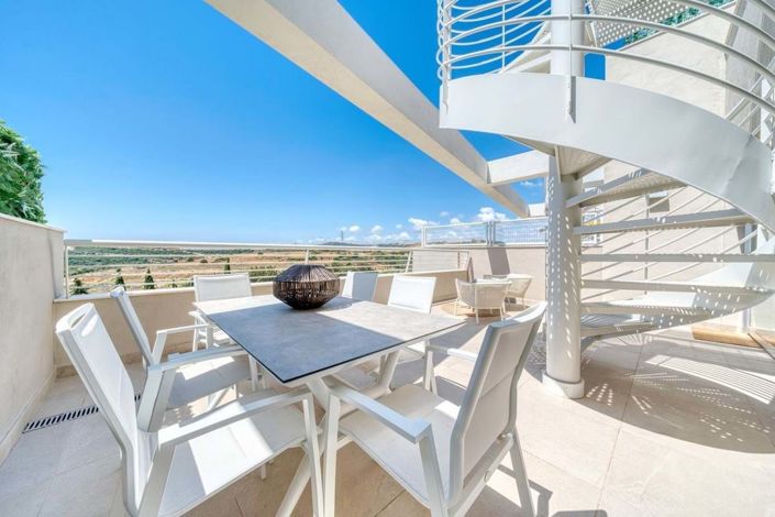 Image No.5-2 Bed Penthouse for sale