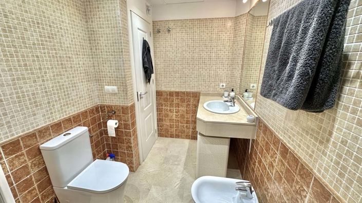 Image No.14-2 Bed Apartment for sale