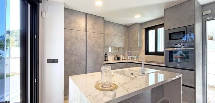 Image No.16-3 Bed Villa for sale