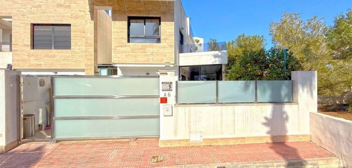 Image No.47-3 Bed Villa for sale