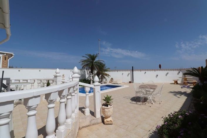 Image No.22-3 Bed Villa for sale