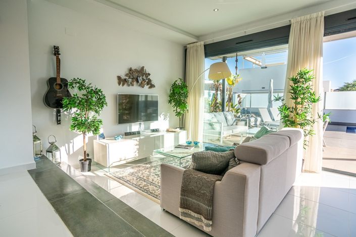 Image No.18-3 Bed Villa for sale