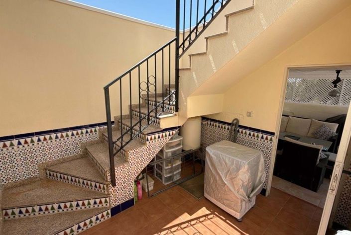 Image No.27-3 Bed Villa for sale