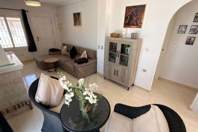 1447-639023-78d1f4f8b6655591b02d22fabb36a692d