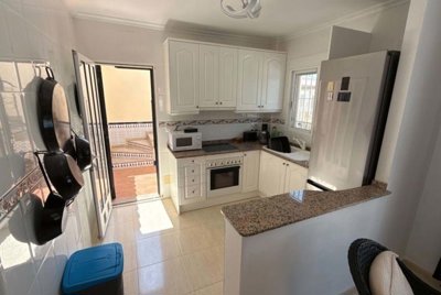 1447-639023-78d1f4f8b6655591b02d22fabb36a692d