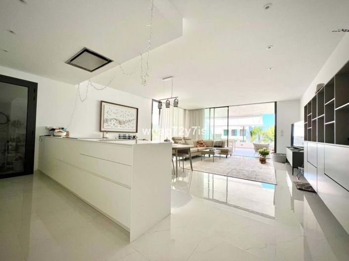 Image No.6-Appartement de 3 chambres à vendre à Estepona