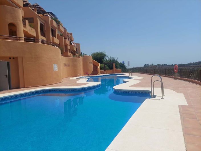 Image No.1-Appartement de 2 chambres à vendre à Estepona