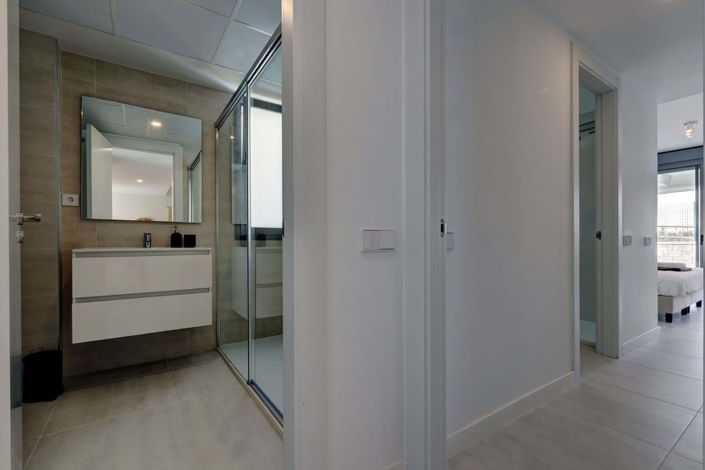 Image No.12-Appartement de 2 chambres à vendre à Estepona