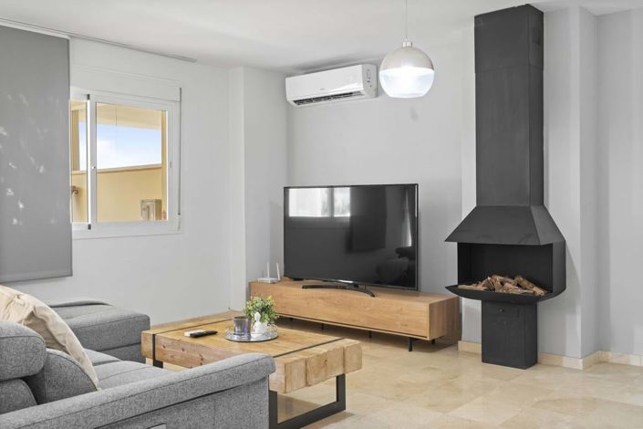 Image No.21-3 Bed Apartment for sale