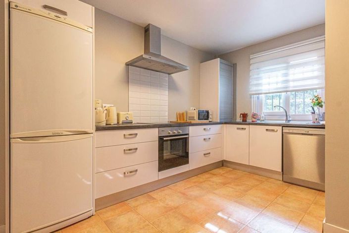 Image No.11-4 Bed Townhouse for sale