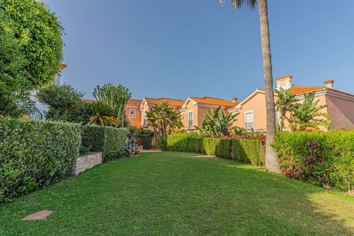 Image No.16-4 Bed Townhouse for sale