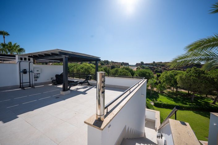 Image No.48-3 Bed Townhouse for sale