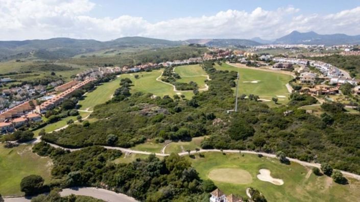 Image No.41-4 Bed Townhouse for sale