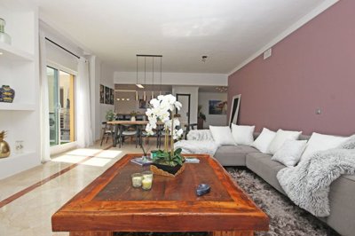 1447-635662-78d1f4f8b6655591b02d22fabb36a692d