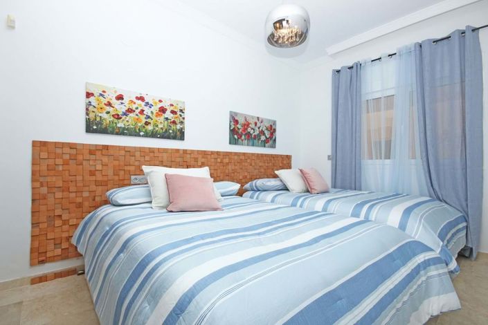 Image No.14-3 Bed Apartment for sale