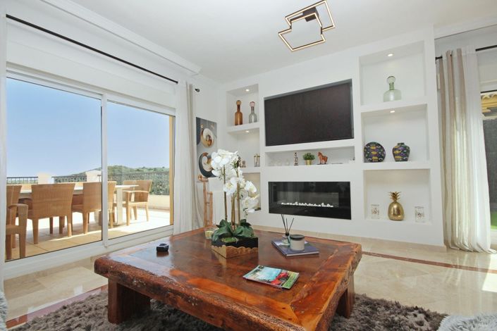 Image No.9-3 Bed Apartment for sale