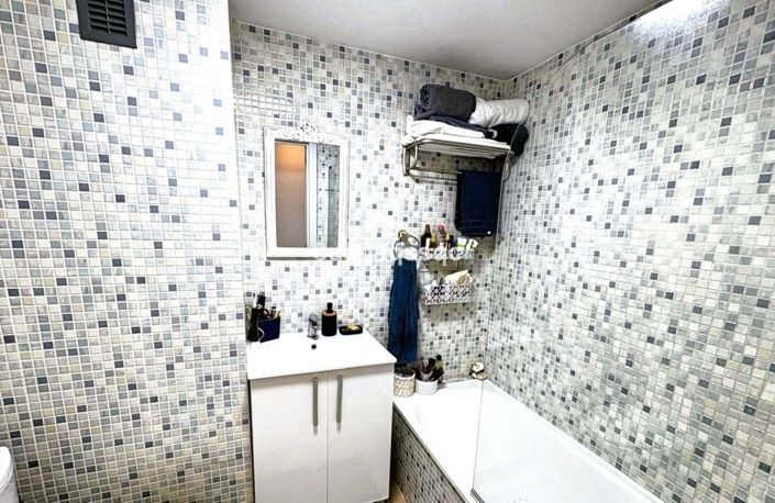 Image No.16-2 Bed Apartment for sale