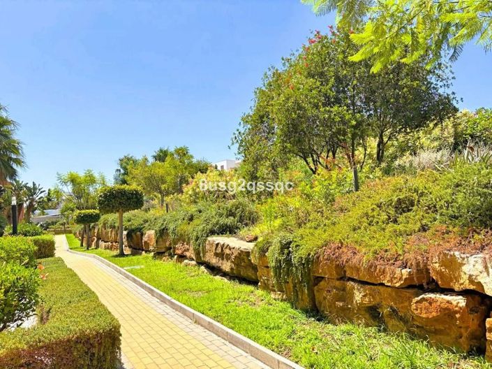 Image No.22-2 Bed Apartment for sale