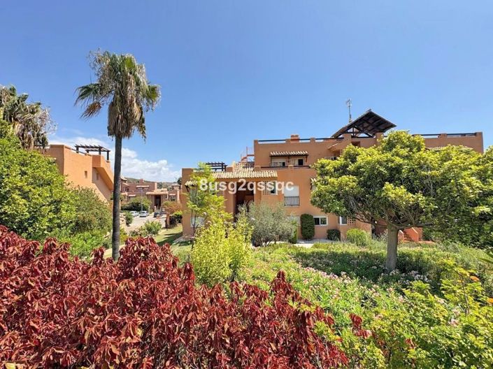 Image No.32-2 Bed Apartment for sale