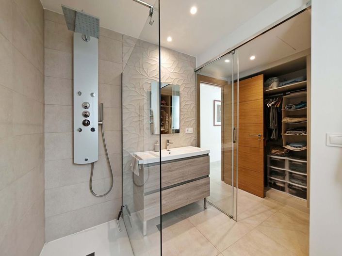 Image No.10-3 Bed Apartment for sale