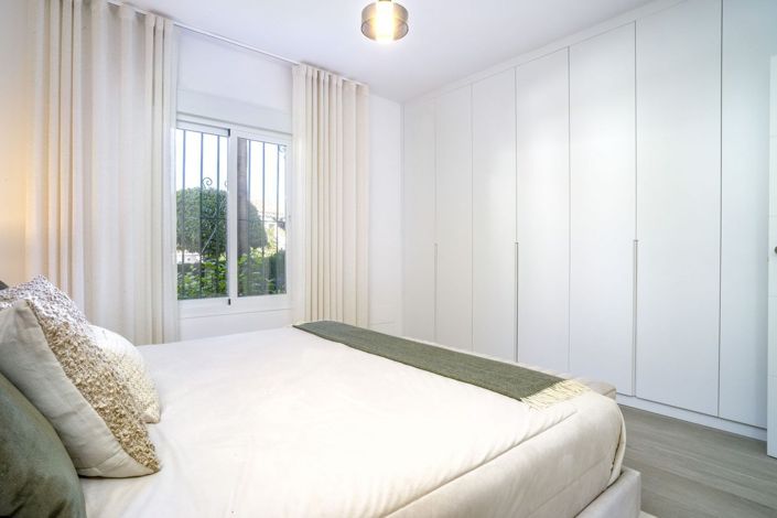 Image No.29-3 Bed Apartment for sale