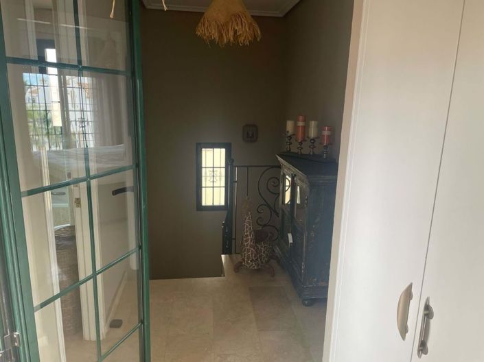 Image No.17-3 Bed Villa for sale