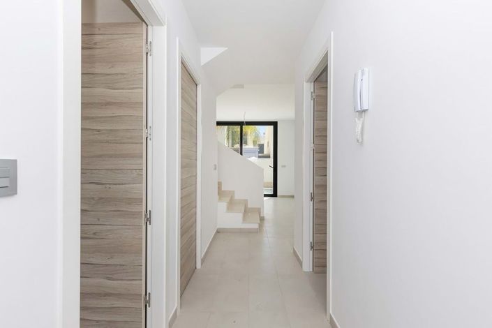 Image No.12-3 Bed Villa for sale