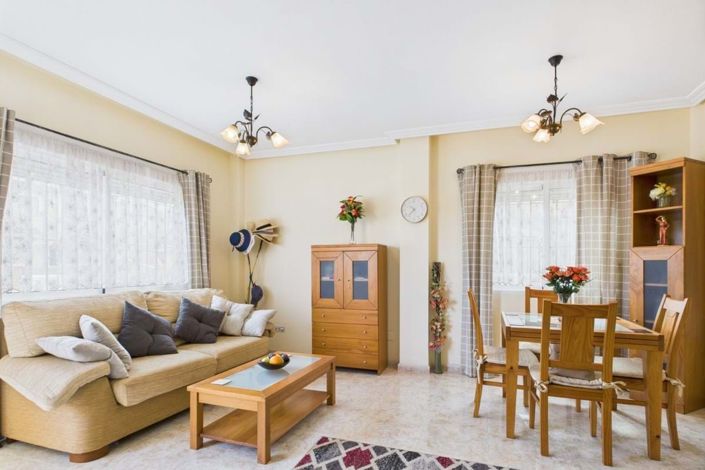 Image No.10-2 Bed Townhouse for sale