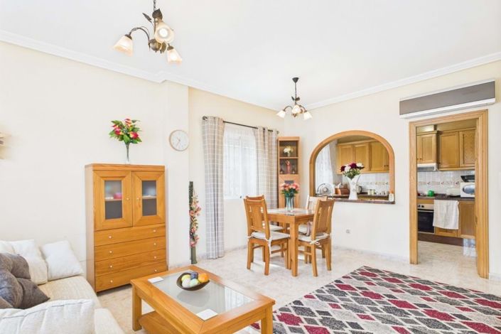 Image No.5-2 Bed Townhouse for sale