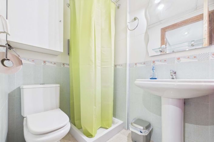 Image No.21-4 Bed Townhouse for sale