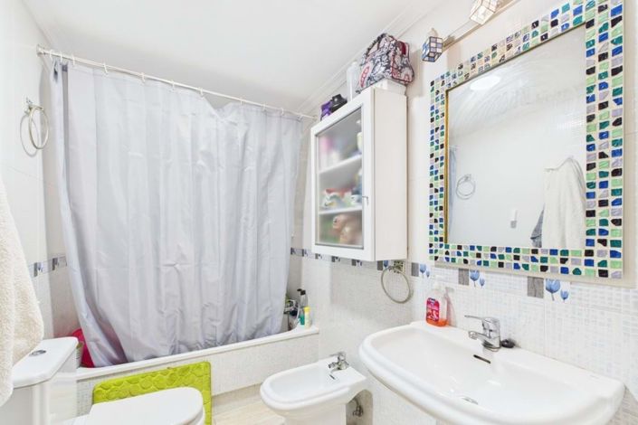 Image No.23-4 Bed Townhouse for sale