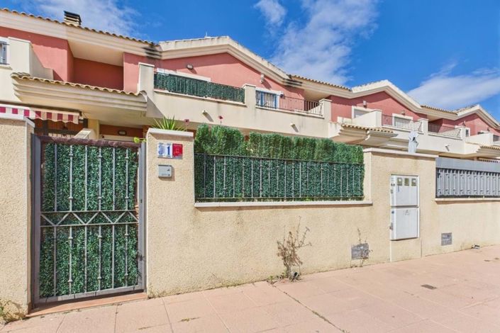 Image No.39-4 Bed Townhouse for sale