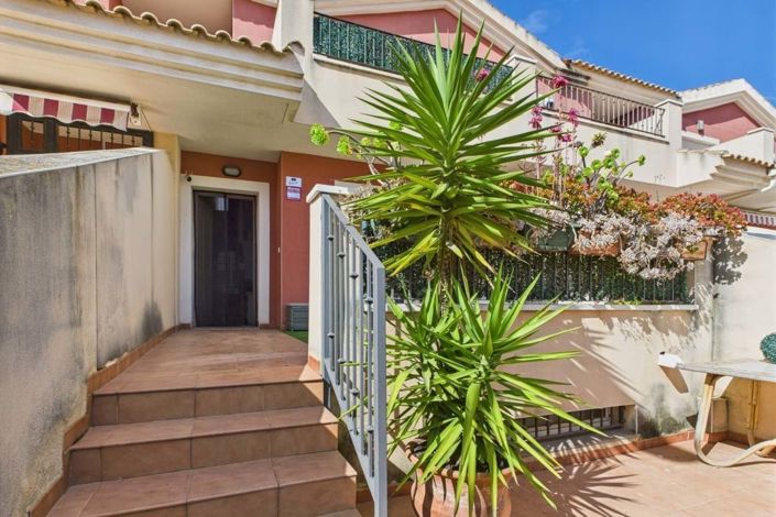 Image No.41-4 Bed Townhouse for sale